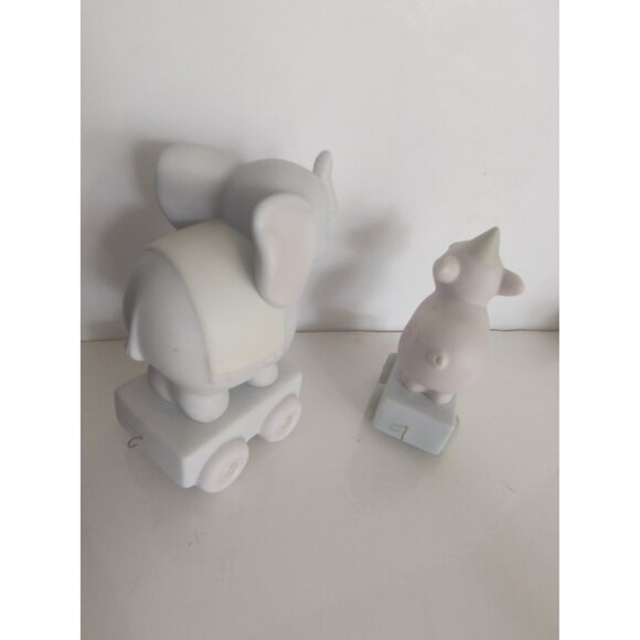 Two Vintage Precious Moments Birthday Theme Figurines 1985 - Picture 3 of 11